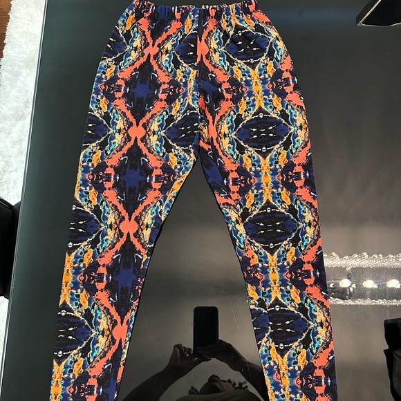 Material Girl Pants - Material Girl Multicolor Patterned Leggings